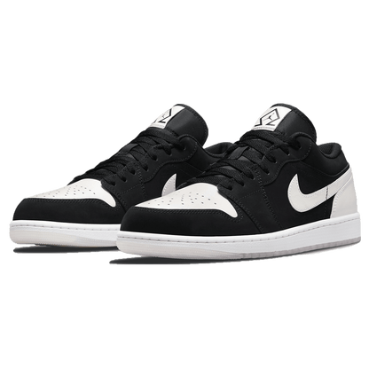Jordan 1 Low SE 'Diamond'