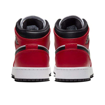 Jordan 1 Mid 'Chicago Black Toe'