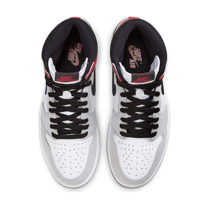 Jordan 1 Retro High 'Light Smoke Grey'