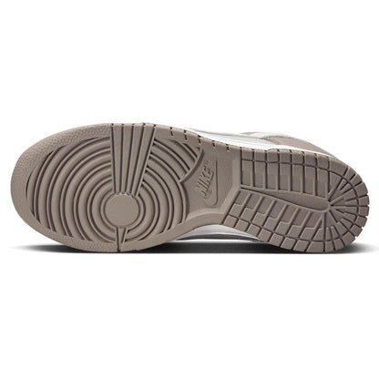 Nike Dunk Low 'Bone Beige' (W)