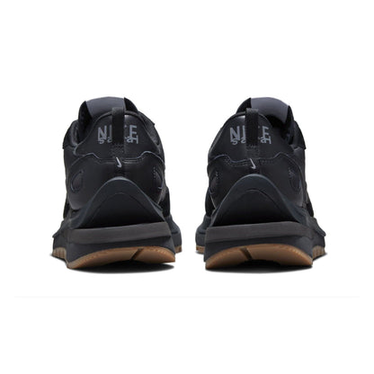 Nike Vaporwaffle Sacai 'Black Gum'